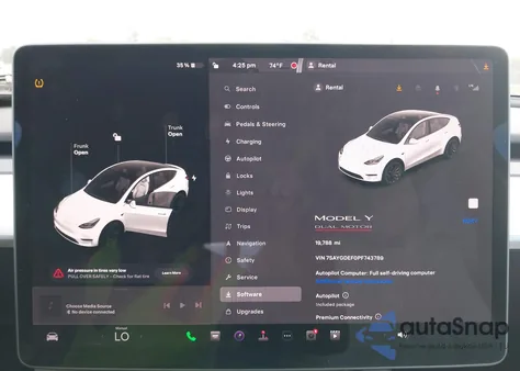 2023 Tesla Model Y Awd/Performance Dual Motor All-Wheel Drive z USA, uszkodzony, nr VIN 7SAYGDEF0PF743789